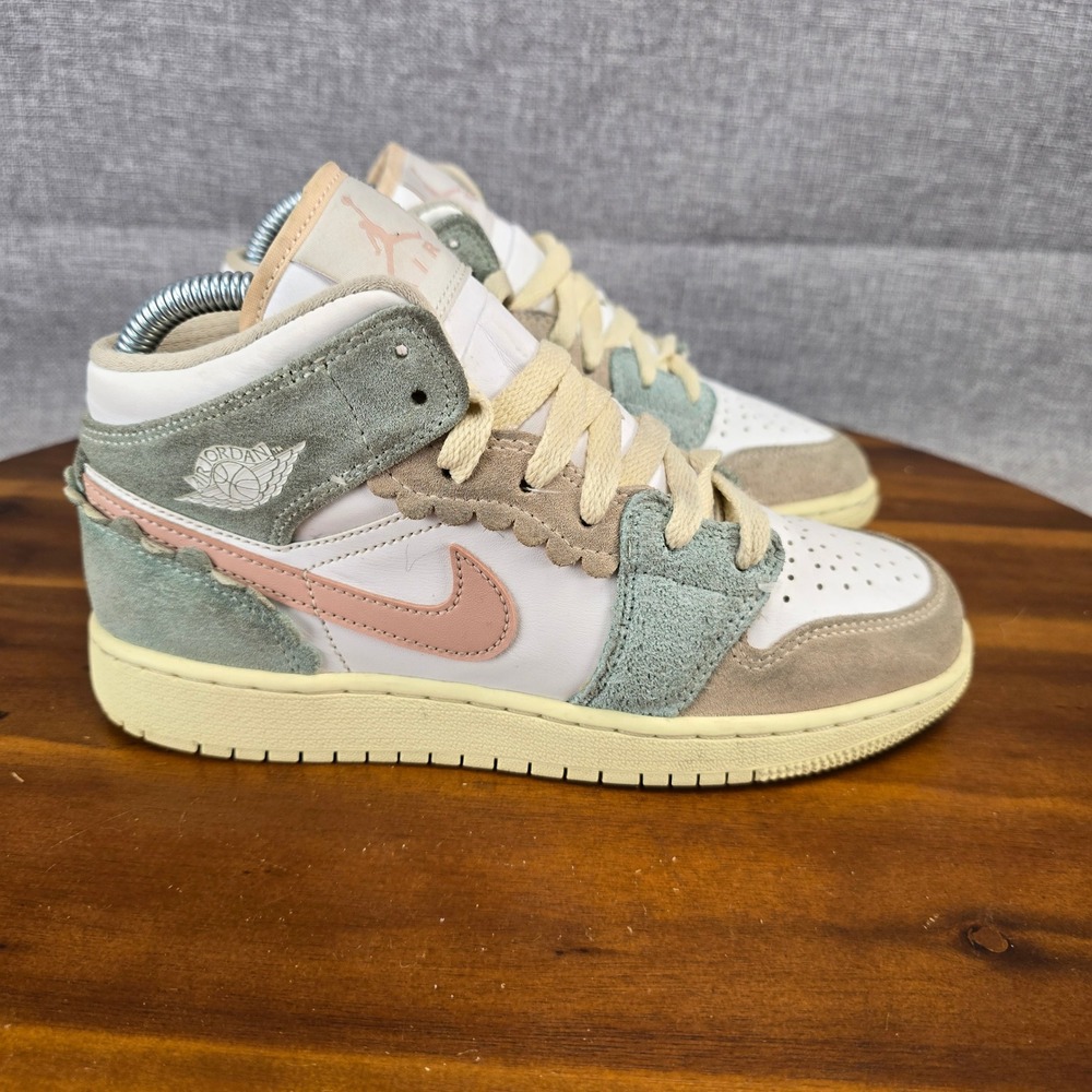 Jordan 1 Mid SE GS Sky J French Blue Kids Sneakers DZ5361-100 Size 4.5Y